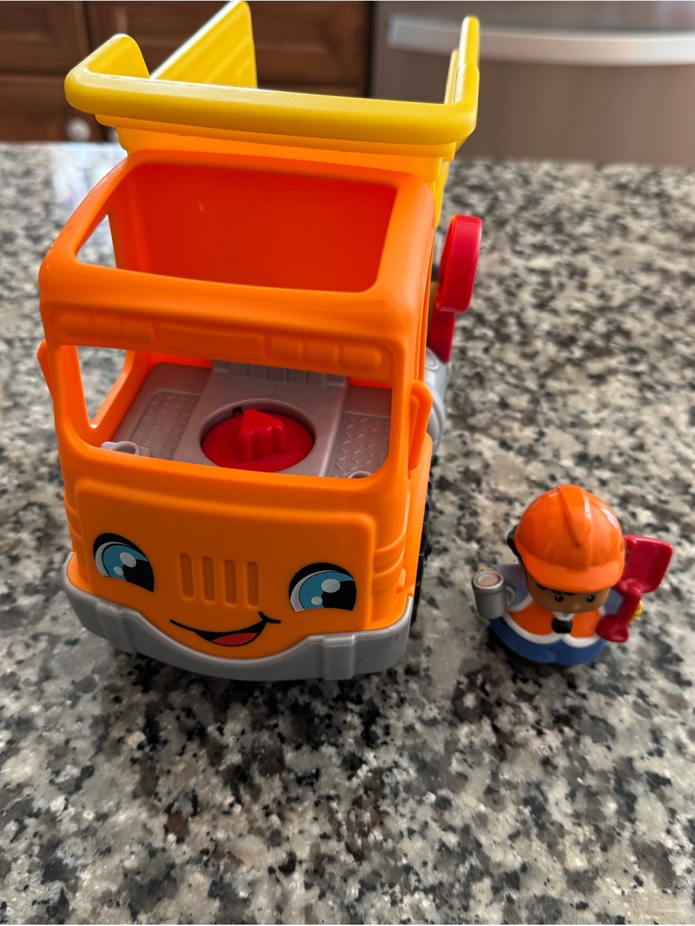 Fisher price little people Construction Dump Truck Playset with Worker